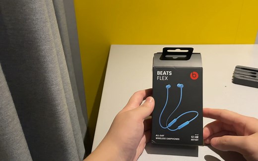 Beats Flex 音质很好 我自己感受 我超级推荐！！！！！！！