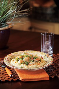 Spice up your Lenten Friday meal with this recipe for Creamy Polenta with Shrimp, Roasted Poblanos & White Cheddar! 🍤 | Giant Eagle