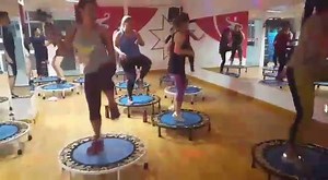 12 reactions · 5 comments | As aulas de Jump na Max Forma são assim: cheias de animação e dança! Vem gastar muitas calorias e se divertir com a gente. As aulas de Jump acontecem todas as segundas, quartas e sextas às 18:30 com a professora Alessandra. | Academia Max Forma | Facebook