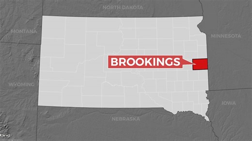 Man injured in crop duster plane crash in Brookings County