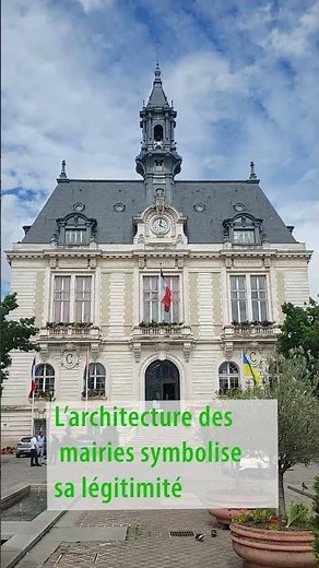 ARCHITECTURE WALK: CORBEIL-ESSONNES TOWN HALL 1880
