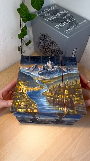 My handainted edges of the book set box ACOTAR series by Sara J Maas. Velaris, City of Starlights Feyre Rhysand Nightmare Trone scene Rhysand and Feyre #acotarseries #acotar #sarajmaas #bookart #artist #foreedgepainting #paintededges #booktok #художник #книги #акварель #watercolorpainting | Ania Egorova