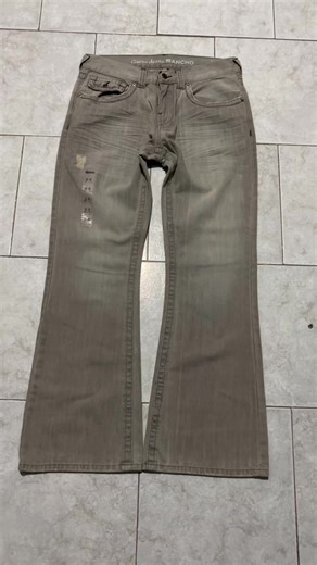 Venta de Jeans Bootcut GUESS en Tamaño 32