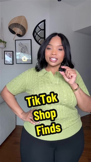 A classic piece for sure….this top deserves a spot in any capsule wardrobe. #capsulewardrobe