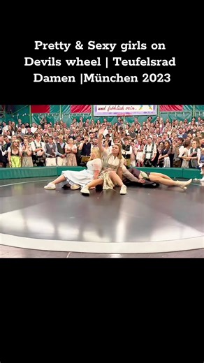Teufelsrad Damen: Pretty & Sexy Girls Spinning on Devils Wheel in München 2023