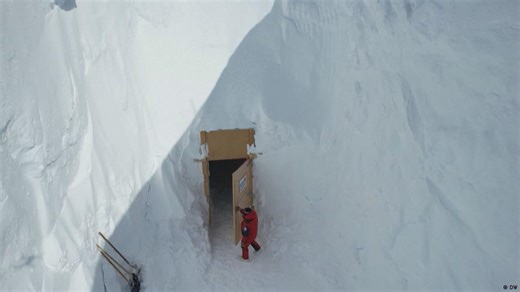 Why scientists are freezing glacier ice in Antarctica