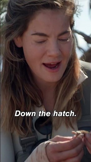 michelle monaghan tries rattle snake for the first time 🐍😲 #beargryllsisrunningwild