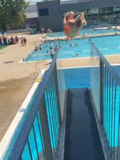 1BH×2BHIT, 2 Klassen-1 Video #htlkrems