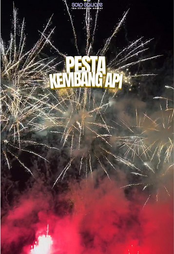 Pesta Kembang Api Tahun Baru 2025 di Solo Square
