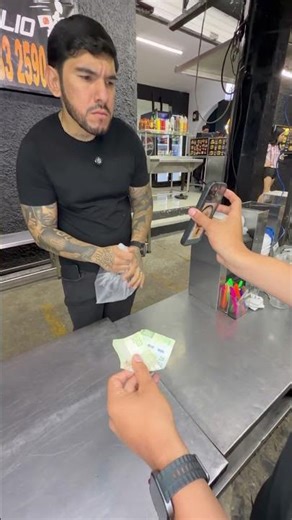 Te falta $110 carnal 😂😂 #humor #comedia #viral