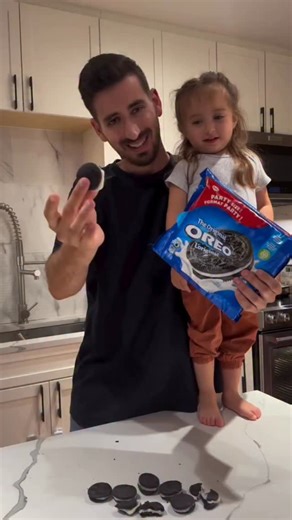 Why you are bloated, fatigued, anemic, gassy and have runny stools and/or constipation? 🎥 by @gfbeef Because your mucosal membrane is damaged! From stress, gluten, dairy, popcorn, alcohol, sleepless nights, trauma, u name it… Now your good bacterias are overpowered by the bad ones and can NOT digest broccoli, beans, chickpeas and sometimes anything so you feel bloated and are in pain! Your absorption is non- existent also due to the damage to the lining aka leaky gut so you can’t absorb nutrien