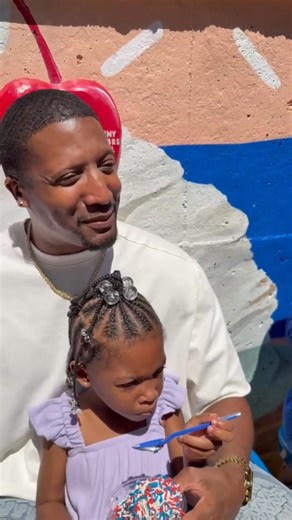 Nadia feels like a 3rd wheel when Ernestine pops up for ice cream! | The Black Comedian