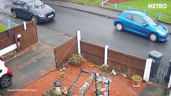 CCTV shows pensioner jailed for seven years for attempting to rob 95-year-old woman