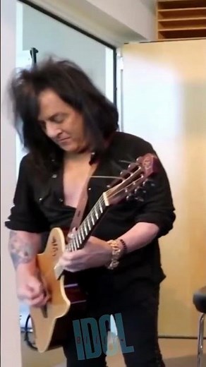 Steve Stevens - Rebel Yell Solo Guitar (Acoustic) #stevestevens #billyidol #newwave #shorts