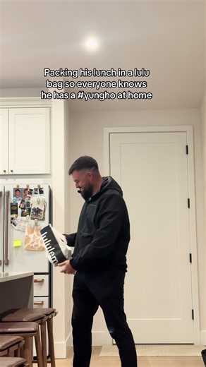Packing Lunch in a Lululemon Bag: Cute Husband Lunch Ideas