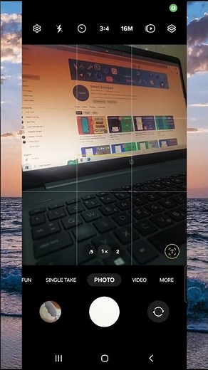 How to Turn On Grid Lines on the Camera on a Samsung Galaxy Phone