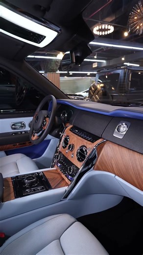 Deep Salamanca Blue Rolls Royce Onyx Concept Cullinan Has Arrived Onyx Concept Bespoke Automotive