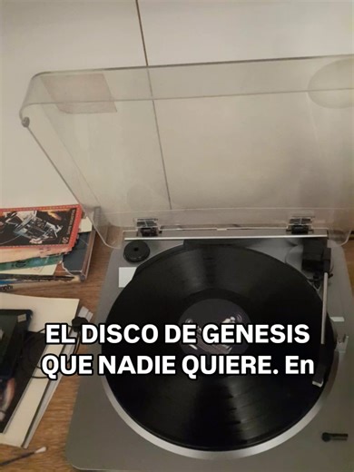 EL DISCO DE GENESIS QUE NADIE QUIERE OIR #rockprogresivo #rock #genesis #philcollins #tonybanks #mikerutherford #lp En 1998, Genesis sacó un disco que no le gustó a casi nadie cuando salió. De hecho, durante años fue difícil de conseguir, pero en 2018 se hizo una justa reedición en vinilo. Acá te cuento un poco sobre este trabajo, el único con Ray Wilson. ¿Lo conocías? CALLING ALL STATIONS, de Genesis.