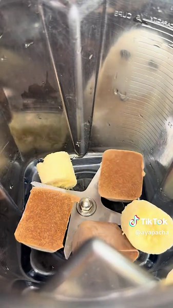 Banana Peel Smoothie Base: A Sustainable Recipe