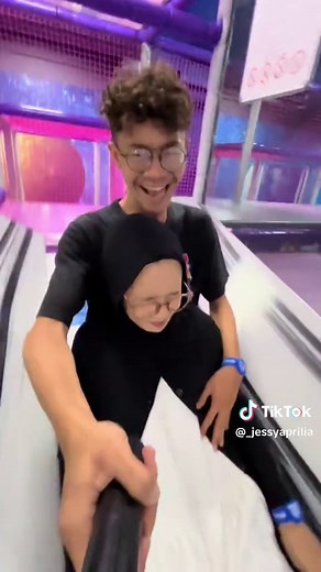 playground date🫶🏻🖤#playground #milkyverse #milkyverseplayground #dinoyomalang #fyp