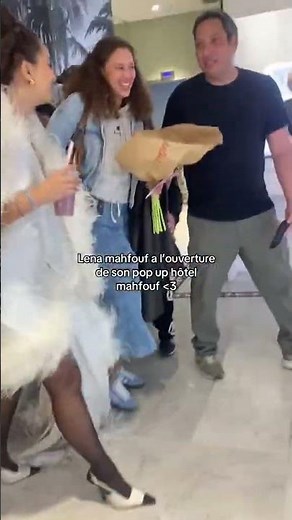 Léna Situations à l'ouverture de son pop up hôtel mahfouf