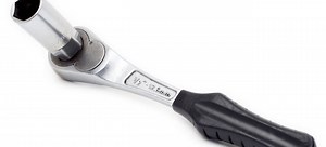 6 Types of Torque Wrenches Explained | DoItYourself.com