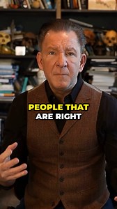 Right-brain dominant people often feel everything more deeply. 🧠 They’re highly empathetic—so tuned in to others’ emotions that it can become overwhelming. They’re not just sensing others’ anxiety—they’re feeling it. This constant flood of emotion can lead to things like: ➡️ Anxiety and overthinking ➡️ Imposter syndrome and procrastination ➡️ Dyslexia, learning struggles, depression ➡️ Even bipolar patterns rooted in brain imbalance ✨ When we understand how the hemispheres of the brain work tog