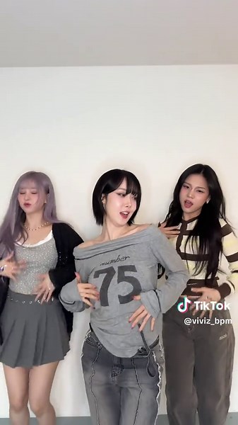 나비야 행복만 줄게: VIVIZ의 음악 여정