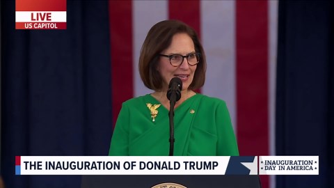 Sen. Deb Fischer delivers remarks at President Trump's inauguration