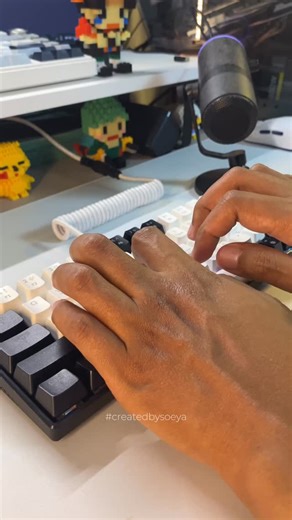 Soeya Tech Creator on Instagram: "Ini Keyboard KA646 dari Zifriend Indonesia, Buruan check out Keyboardnya sekarang di keranjang kuning. Fitur - Harga Under 200rb - Layout 60% - RGB Lighting - RGB Backside - Two-Color Injection Keycaps - Hot-swap 3 pin - Blue/Red Switch - Koneksi Type C #keyboardgaming #keyboardmechanical #keyboardmurah #KA646 #zifriend"