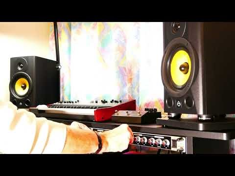 Repairing a flat sounding mix using the Behringer SX3040