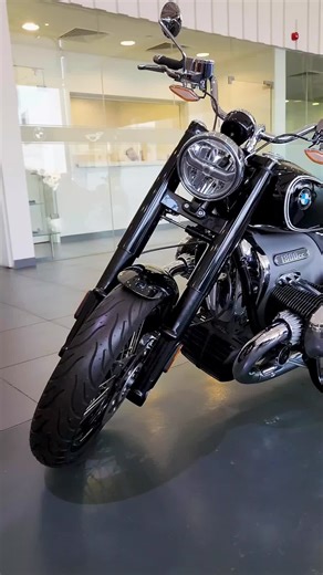 BMW R18 First Edition Motorcycle Review and Features