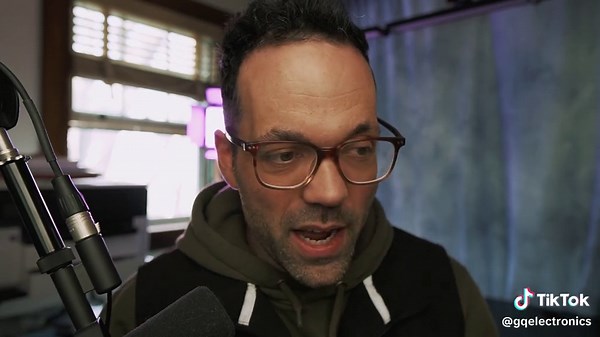 Learn more about the EMF-390 Auto-Identity of Possible Radiation Sources! #gq #emf390 #emfmeter