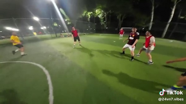 Shape of You - Chill Vibes & Football