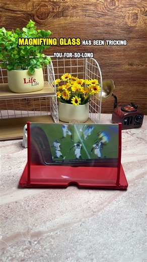 Try my neighbor's Bluetooth sound magnifier — set it up and instantly create your own cinema.​ Deal alert: on sale free shipping — grab it while you can!#TikTokMadeMeBuylt#PhoneHack#MiniTheater#ScreenMagnifier#Tiktok