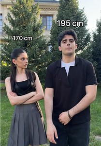 How Tall Is 195 cm? Convert 195 cm to Feet & Visualize Height