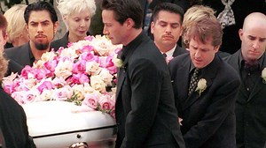 Keanu Reeves : dans quelle tragique circonstance est morte sa première compagne Jennifer Syme ?