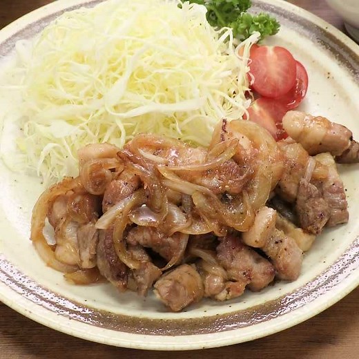 食べ応えバッチリ！ 豚バラブロック生姜焼きのレシピ動画・作り方 | デリッシュキッチン