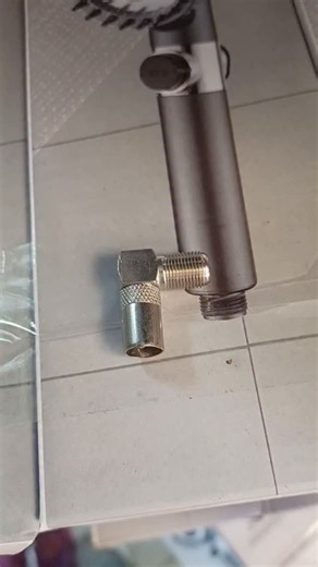 Oussama Saoui on Instagram‎: "شوف معايا طريقة باش تفرج في المنتخب على الارضية #الجديدة #المغرب #الدارالبيضاء"‎