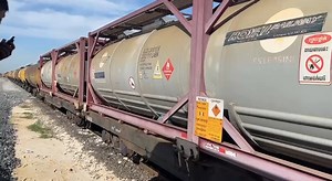 ខ្សែរថភ្លើងដឹកប្រេង រ៉ូយ៉ាល់រ៉េលវេ ផ្លូវដែកកម្ពុជា🚂 | Royal Railway Cambodia