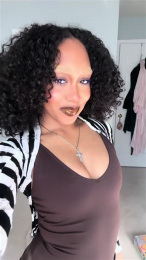 Makeup for drag brunch with blonde brows was the highlight of my week😝 #blondebrows