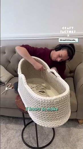 Each Moses basket takes around 4 to 5 hours to make! 😍🧺 #moses #babybasket @threelittlecubs_