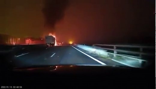 VIDEO. Une voiture à contresens percute un camion sur l’A11 à Angers : une femme de 34 ans meurt | Courrier de l'Ouest