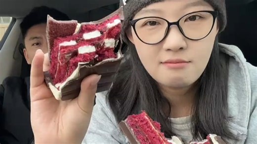 红丝绒巧克力 咱也高端一把 今晚10点准时开播