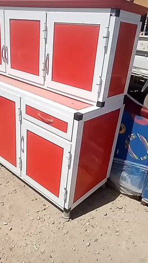 Modern Red and White Cabinets Showcase