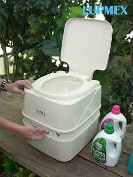 How a portable chemical toilet for a summer house works: detailed video