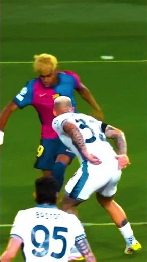 YAMINE YAMAL MAGIC! #football #fcbarcelona #barcelona #edit #yamal #goals