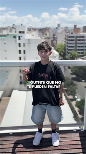 Si estás buscando el outfit para estas fiestas, llegaste al lugar indicado 👔 Camisa de lino pantalón sastrero Desde $80.000 🌴 Conjuntos waffle / estilo Hawaii 2 por $50.000 Te vas a enamorar de todo 😍 Muy buena calidad, prendas cómodas y con estilo real para salir bien vestido. 📏 Talles disponibles • Línea jeans: del 12 al 18 • Línea adulto: S al XXL No la pienses más. Prepará tu outfit para estas fiestas en Wess 🖤 Acá encontrás de todo. | Wess Argentina