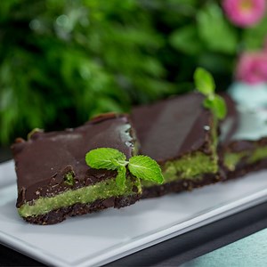 Who said vegan can't be SO DELICIOUS? :) Once you've tasted these brownies, you'll never go back to the old recipe! :P | AllDelicious