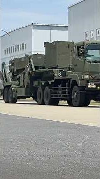 【自衛隊】観閲行進 観閲飛行 特殊車両 はたらくくるま 陸上自衛隊 霞ヶ浦駐屯地 開設73周年 関東補給処創立28周年記念行事 2026年5月23日 防衛省 shorts 2/3
